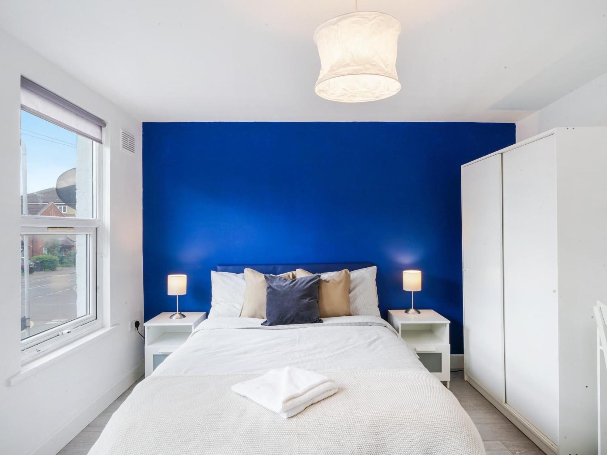 Large Home For Contractors & Families - Garden & Amenities London Eksteriør bilde