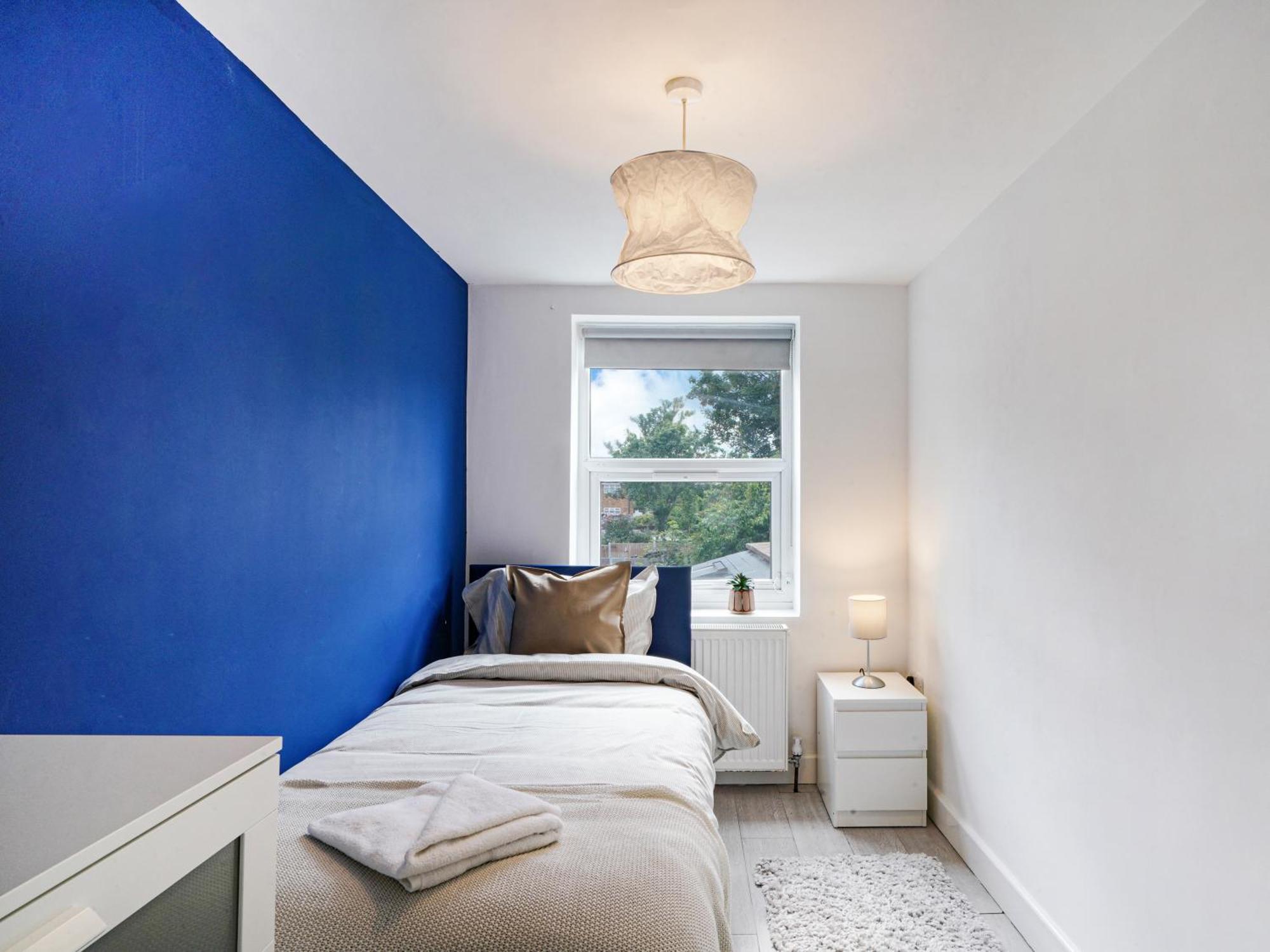 Large Home For Contractors & Families - Garden & Amenities London Eksteriør bilde